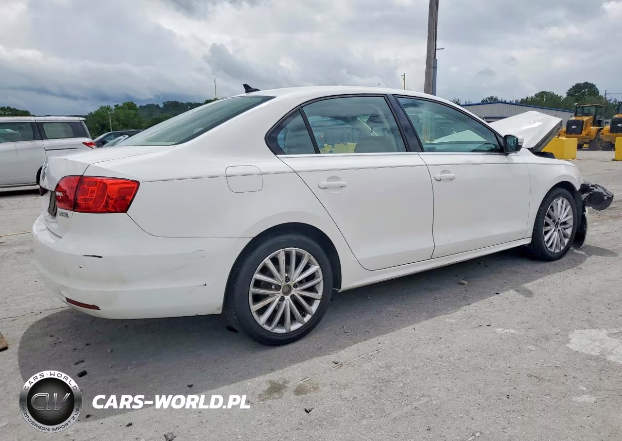 2012 Volkswagen Jetta Sel VIN:3VWLX7AJ0CM395899 - 3