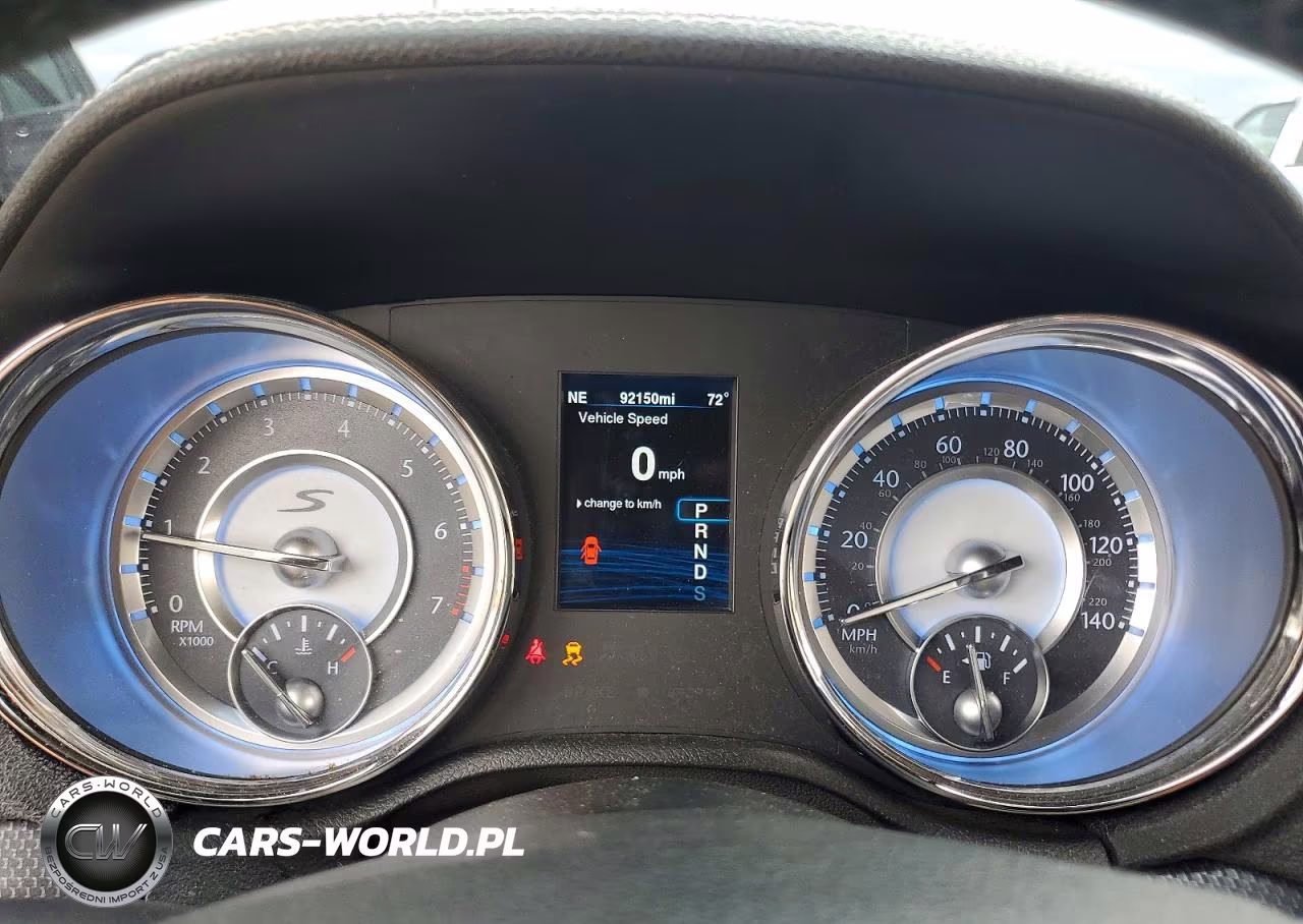 2014 Chrysler 300 S VIN:2C3CCABG0EH222128 - 9