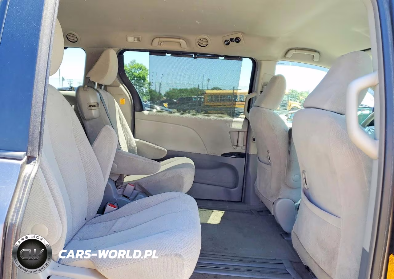 2012 Toyota Sienna Le VIN:5TDKK3DC2CS263830 - 11
