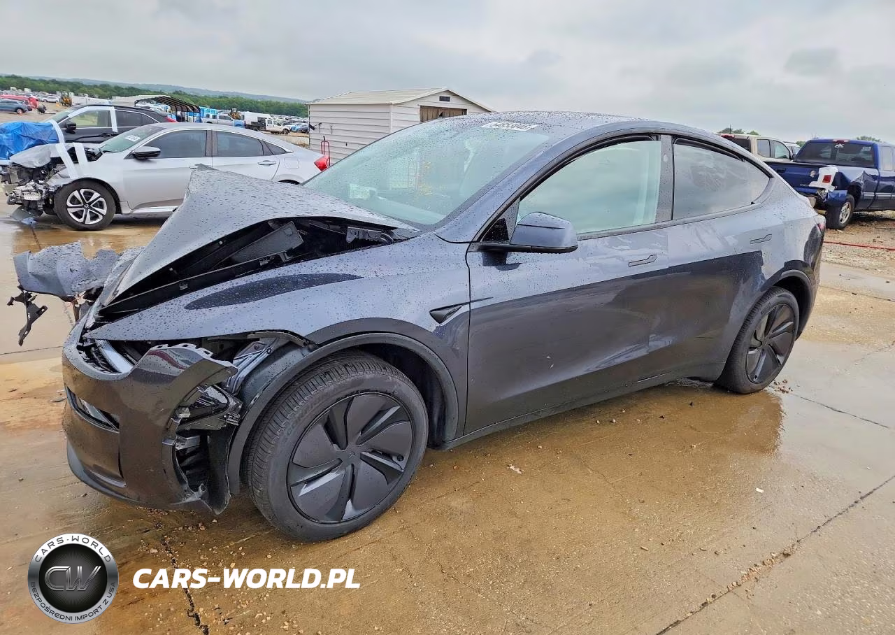 2026 Tesla Model Y – zdjęcie 1 z 12