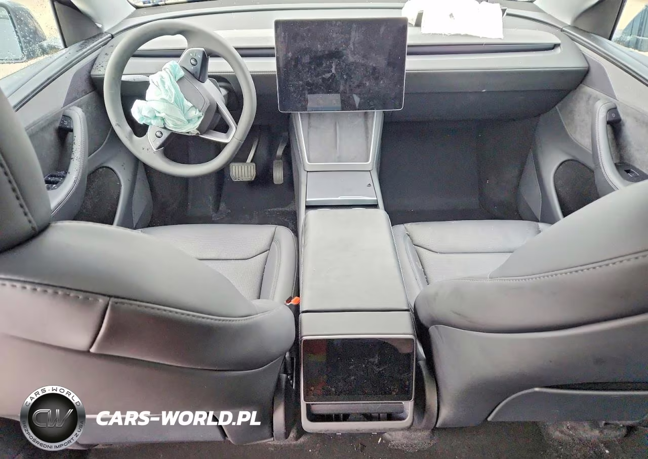2026 Tesla Model Y VIN:7SAYGDED7TA461039 - 8