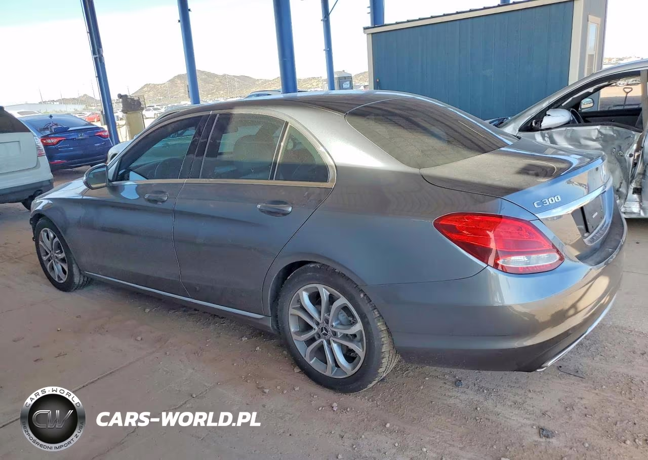 2018 Mercedes-Benz C 300 VIN:55SWF4JB3JU247496 - 2