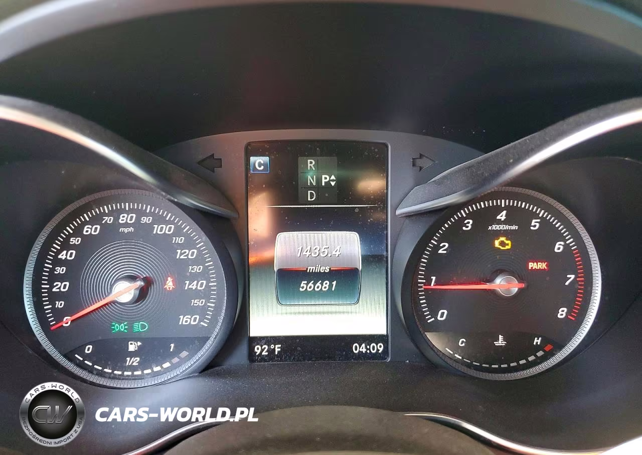 2018 Mercedes-Benz C 300 VIN:55SWF4JB3JU247496 - 9