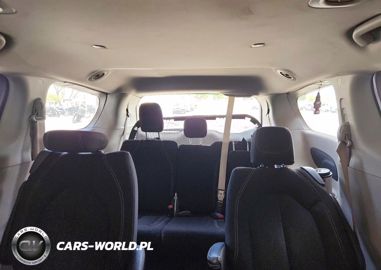 2021 Chrysler Voyager Lx VIN:2C4RC1CGXMR579569 - 10