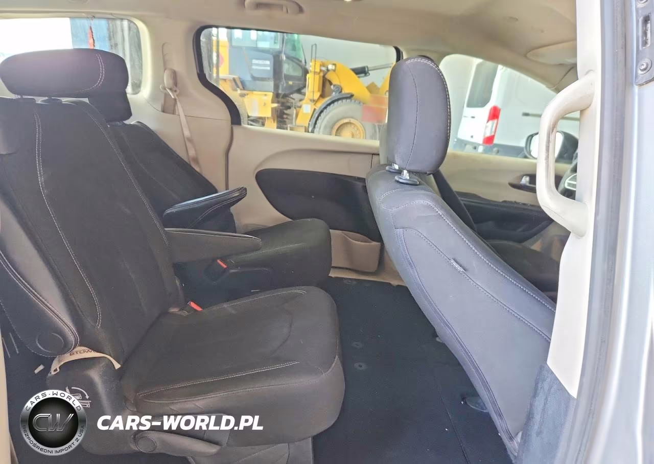 2021 Chrysler Voyager Lx VIN:2C4RC1CGXMR579569 - 11