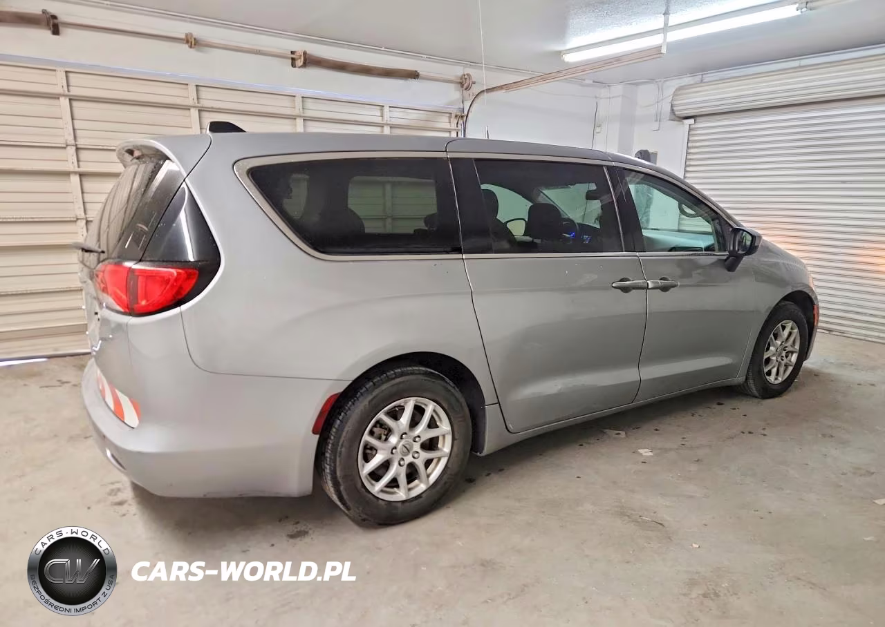 2021 Chrysler Voyager Lx VIN:2C4RC1CGXMR579569 - 3