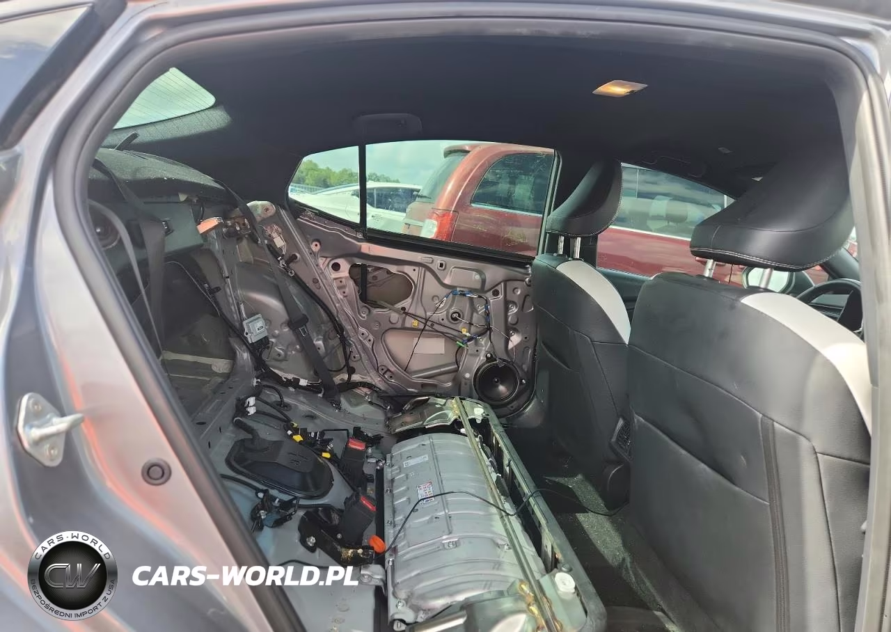 2025 Toyota Camry Se VIN:4T1DAACK7SU533777 - 10