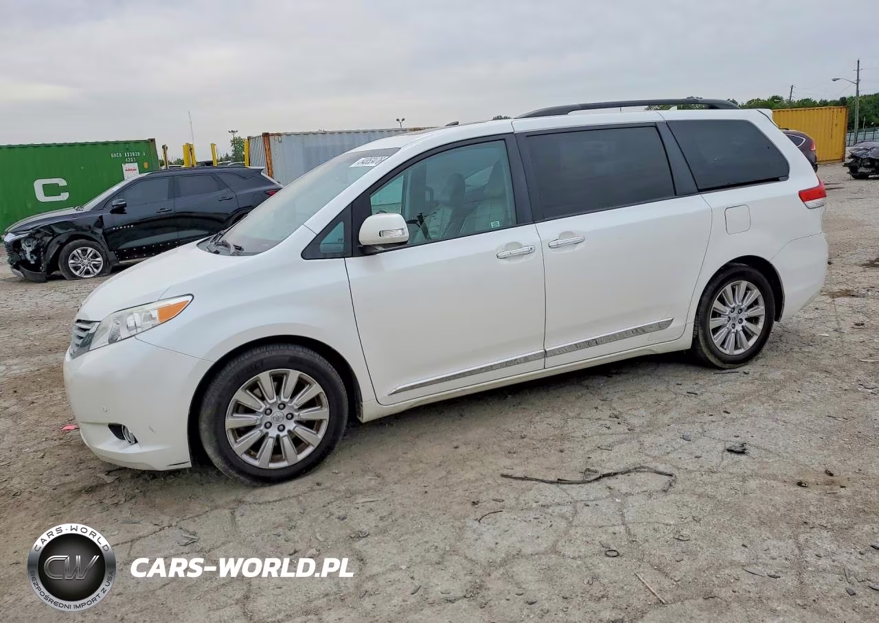 2014 Toyota Sienna Limited 7-Passenger – zdjęcie 1 z 13
