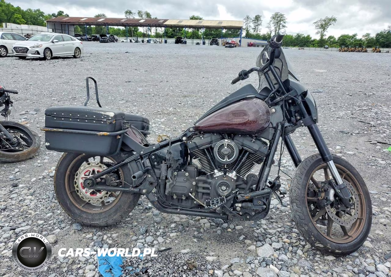 2021 Harley-Davidson Fxlrs