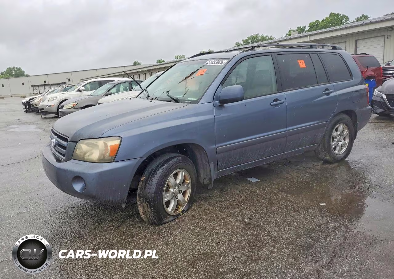2004 Toyota Highlander Base