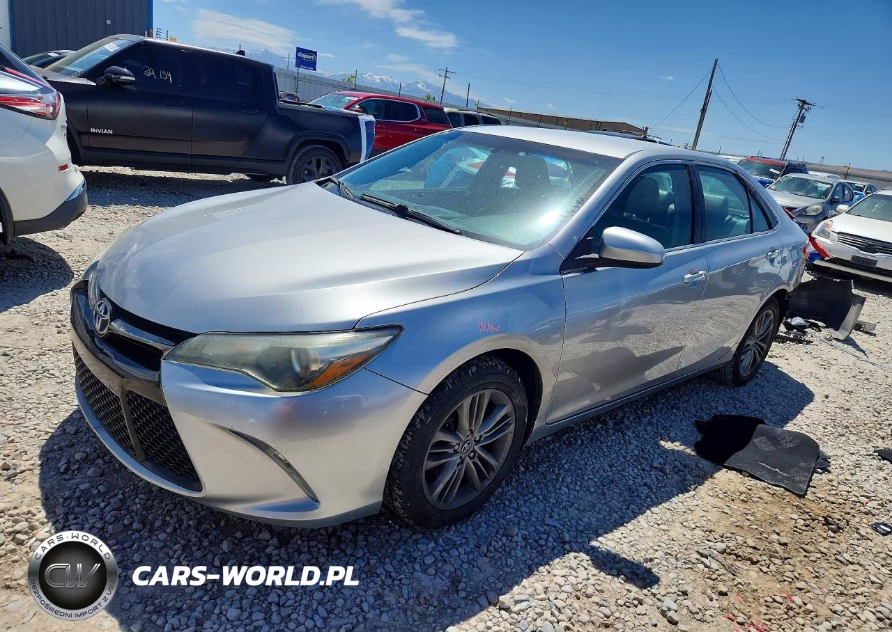 2016 Toyota Camry Se – zdjęcie 1 z 13