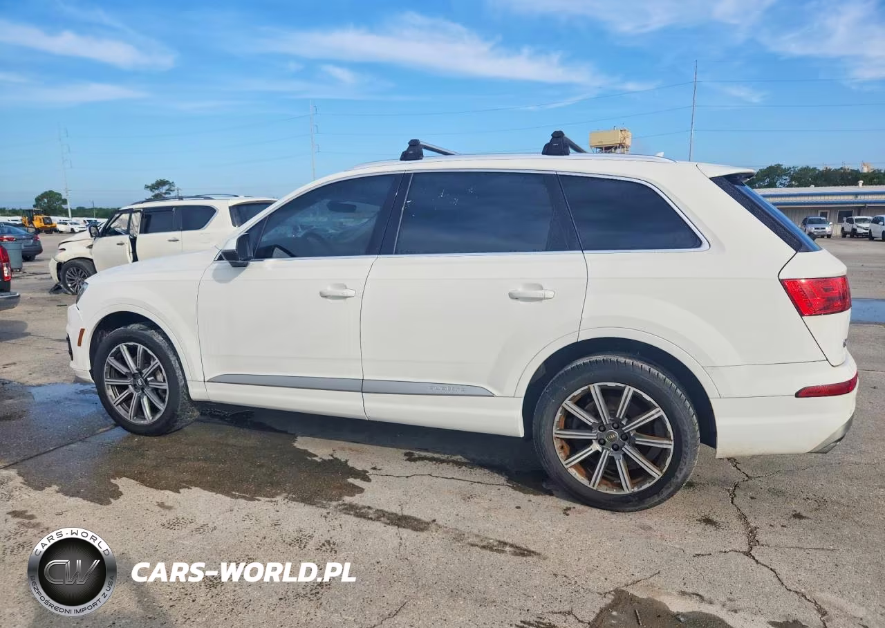 2017 Audi Q7 VIN:WA1LAAF78HD044461 - 2