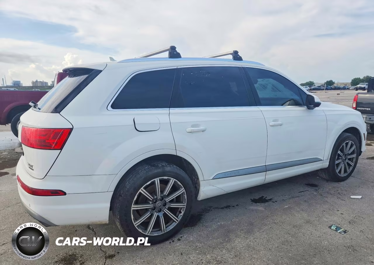 2017 Audi Q7 VIN:WA1LAAF78HD044461 - 3