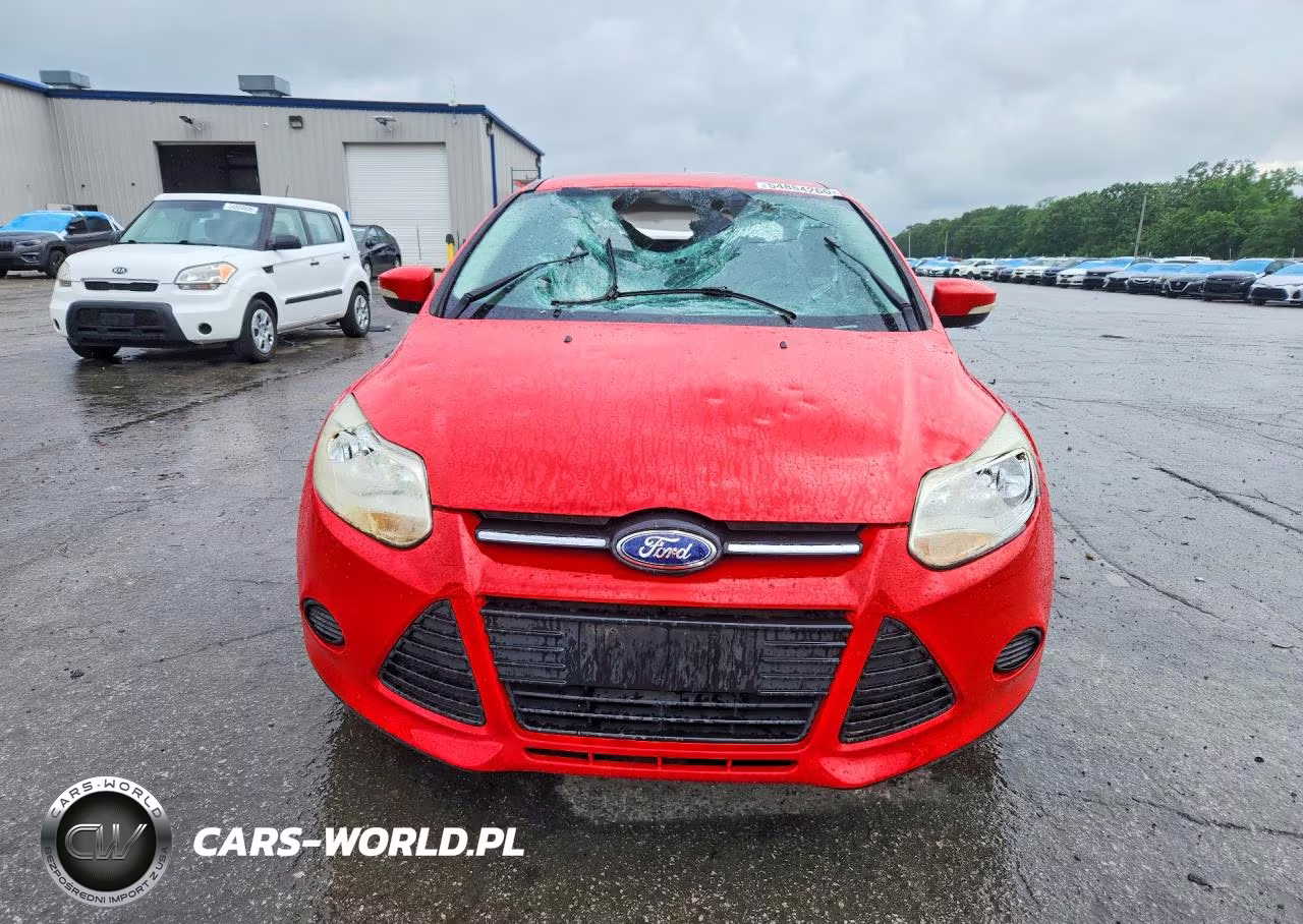 2014 Ford Focus Se VIN:1FADP3F2XEL373453 - 5