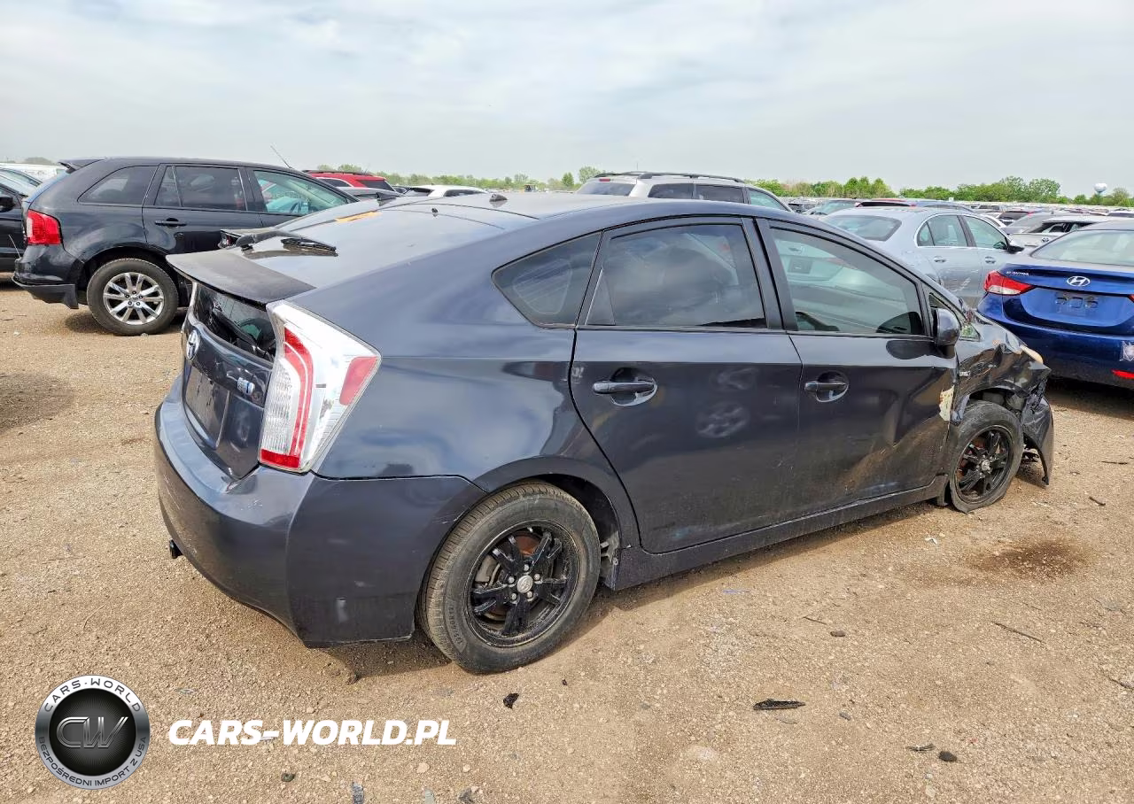 2012 Toyota Prius Two VIN:JTDKN3DU9C1549137 - 3