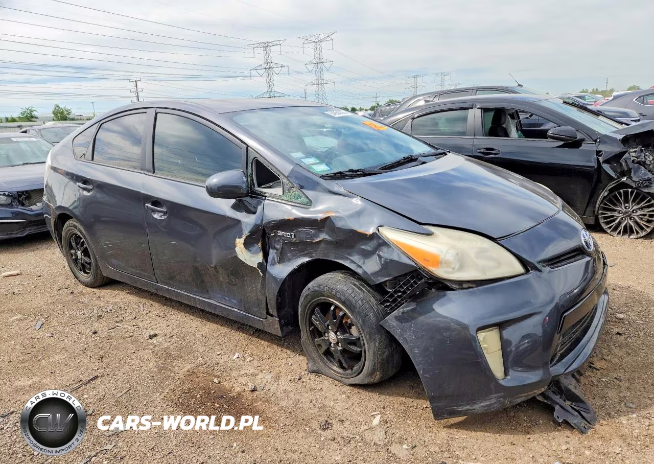 2012 Toyota Prius Two VIN:JTDKN3DU9C1549137 - 4
