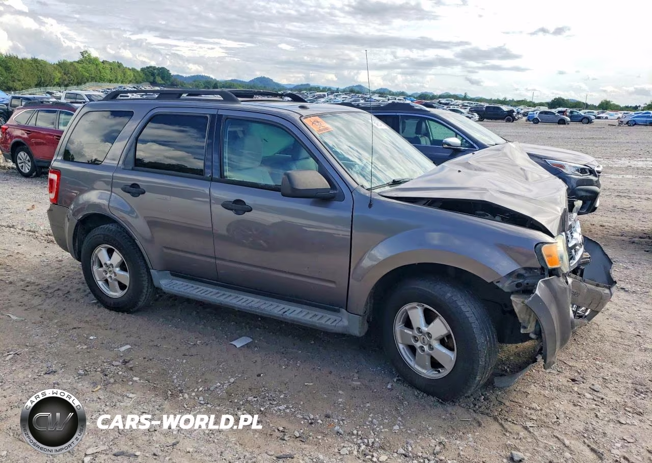2010 Ford Escape Xlt VIN:1FMCU9D71AKD36738 - 4