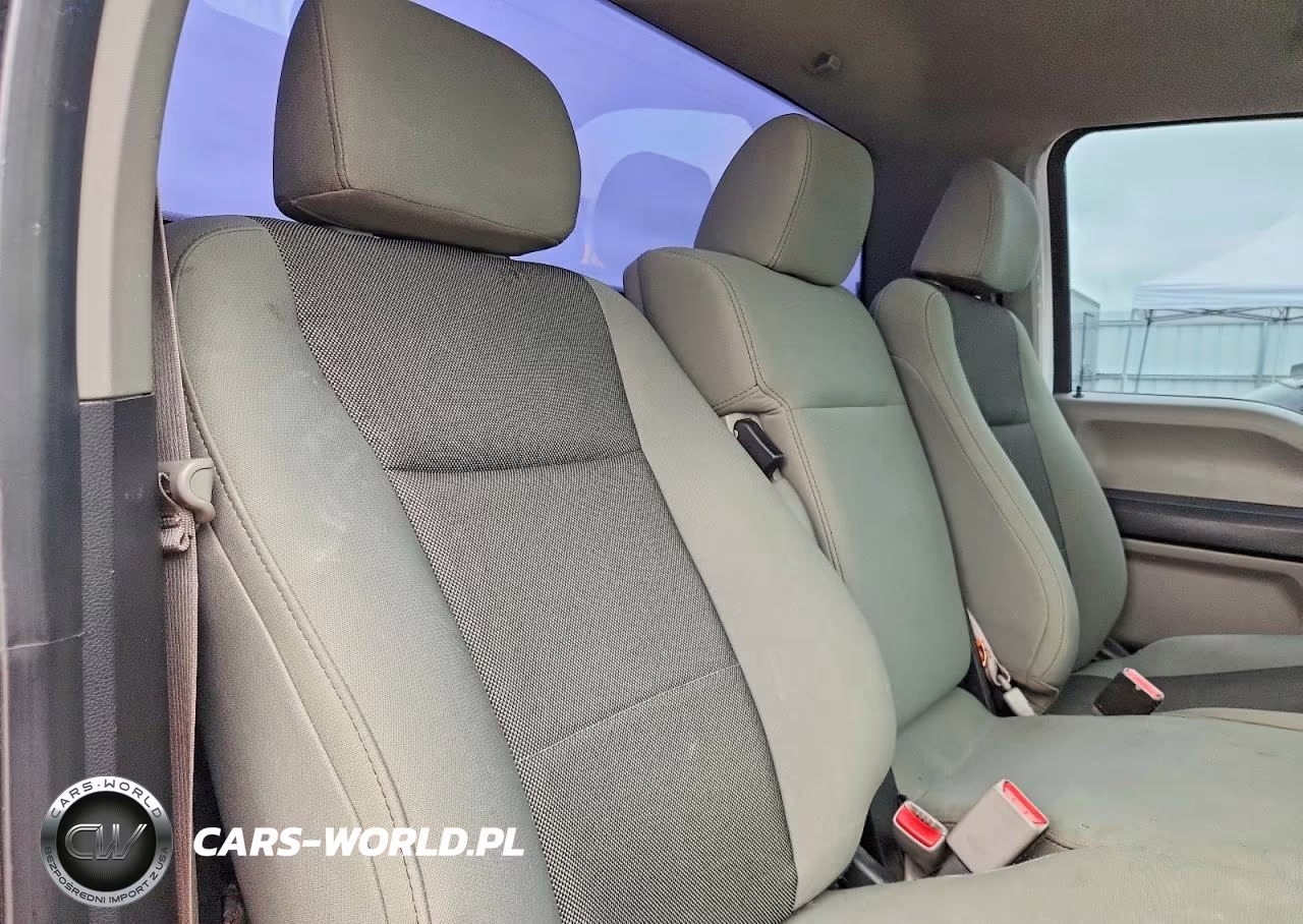 2017 Ford F150 VIN:1FTMF1EF9HKD35051 - 10