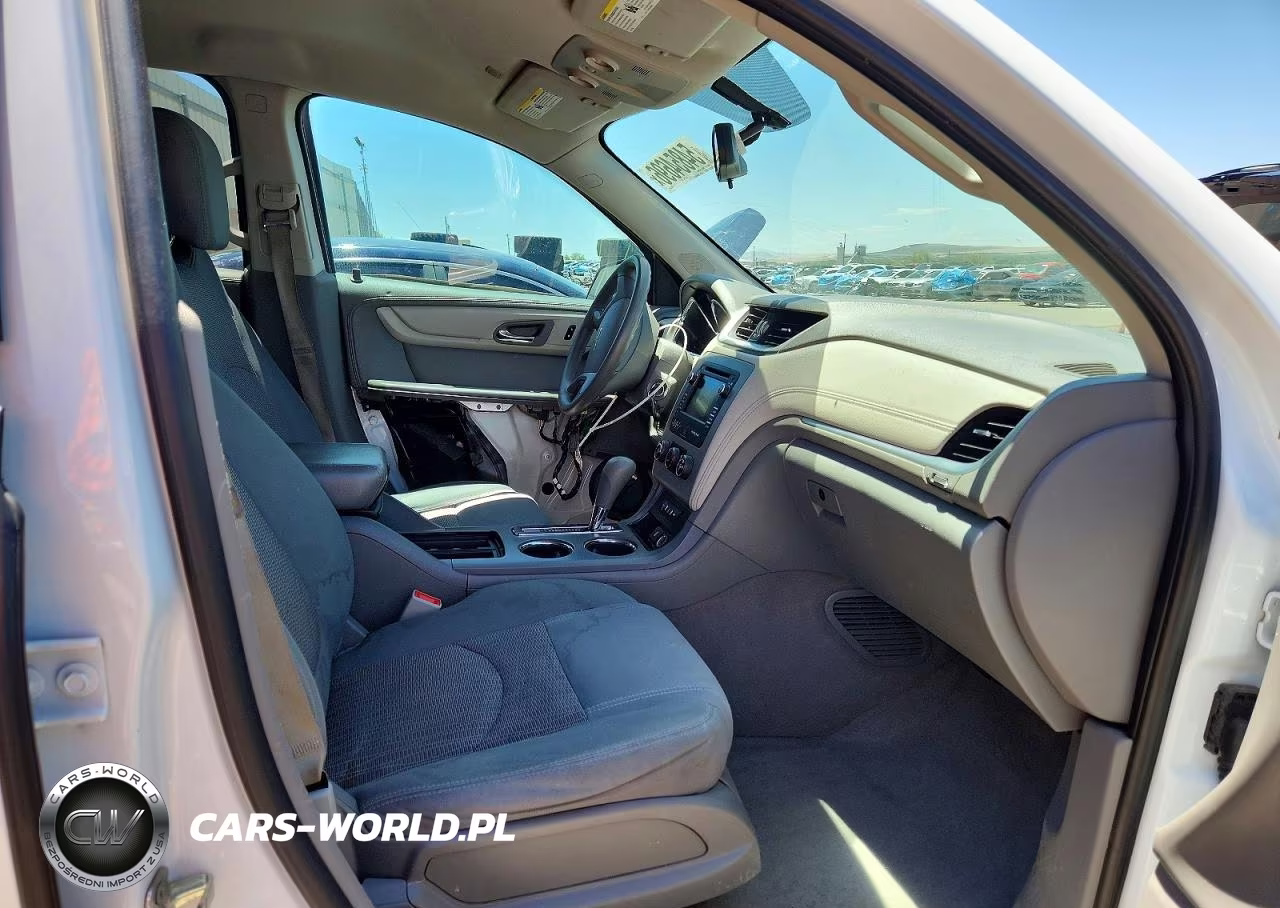 2017 Chevrolet Traverse Ls VIN:1GNKRFKDXHJ228344 - 7
