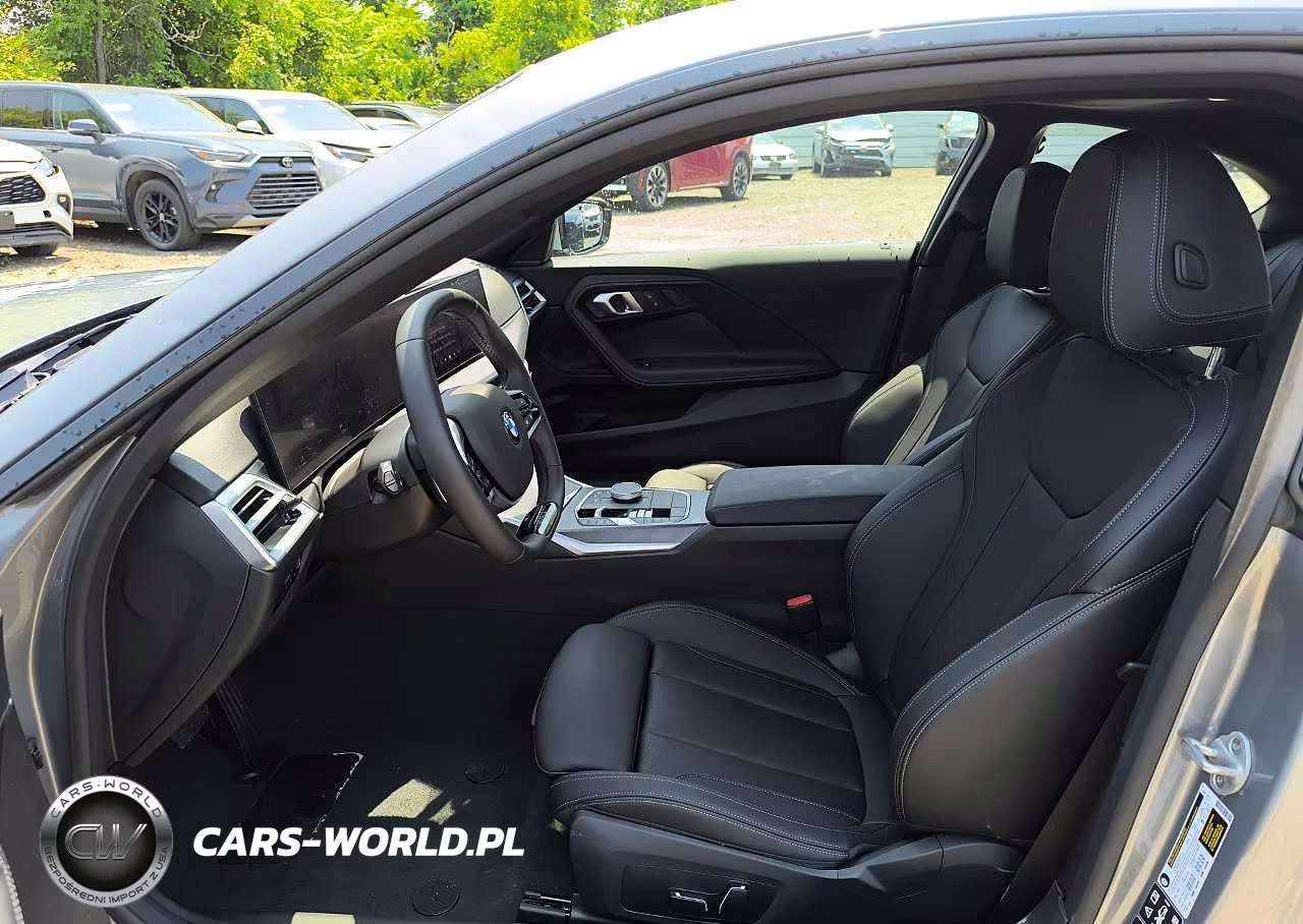 2025 BMW 230Xi VIN:3MW33CM06S8F80876 - 7