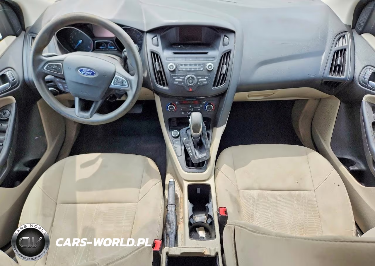 2017 Ford Focus Se VIN:1FADP3FE2HL204784 - 8