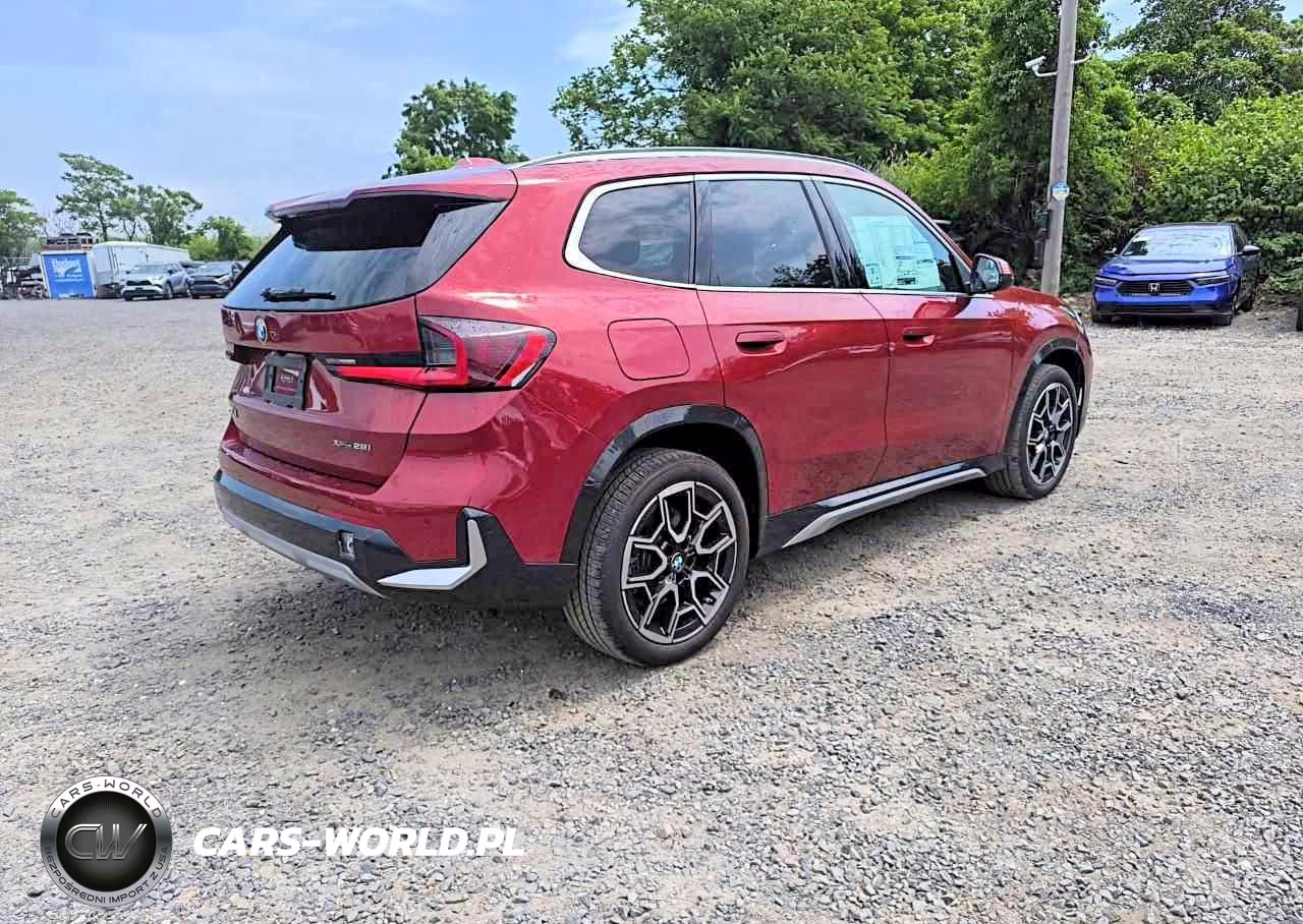 2026 BMW X1 xDrive28I VIN:WBX73EF05T5425329 - 4