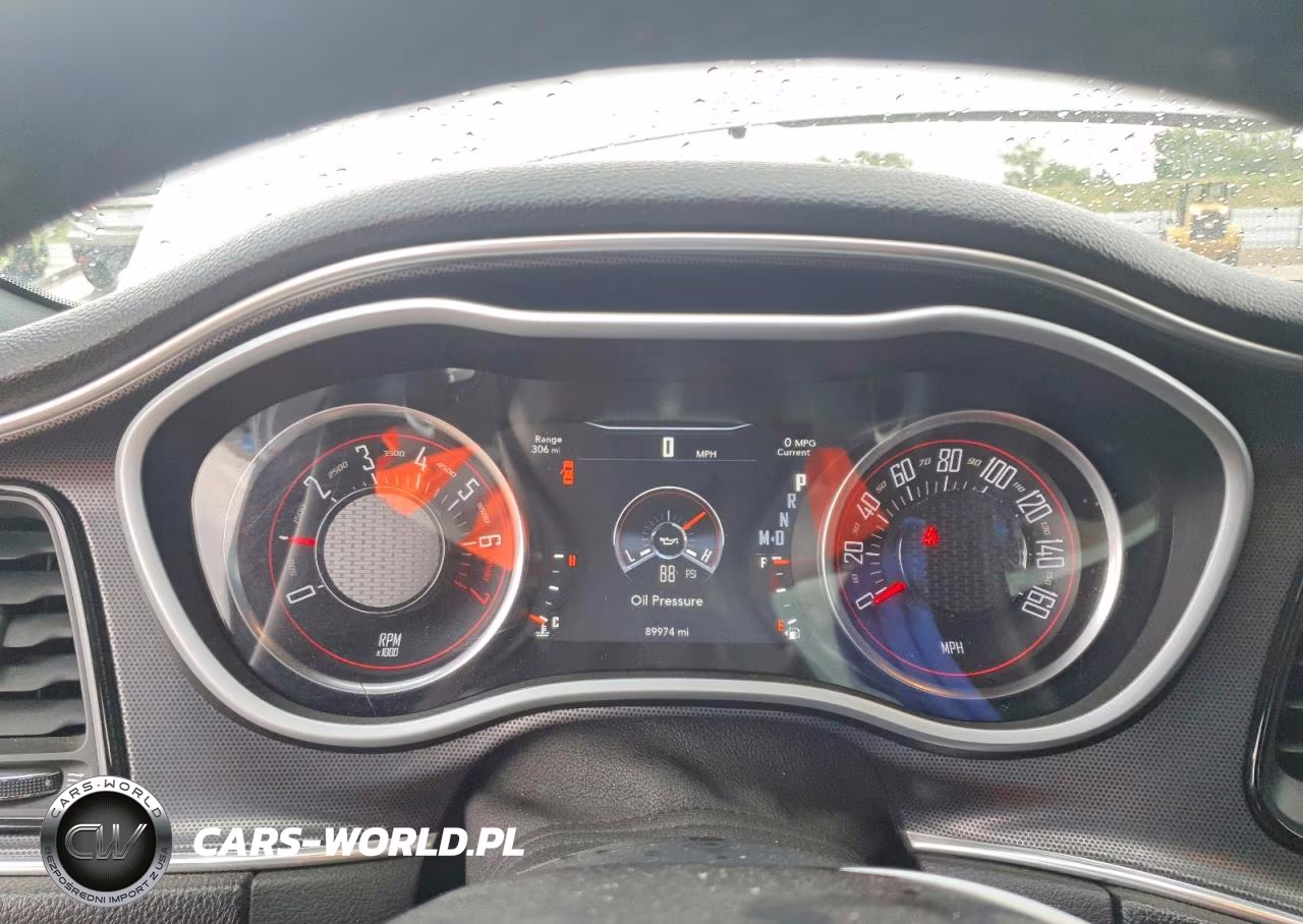 2018 Dodge Challenger Gt VIN:2C3CDZGG0JH184382 - 9