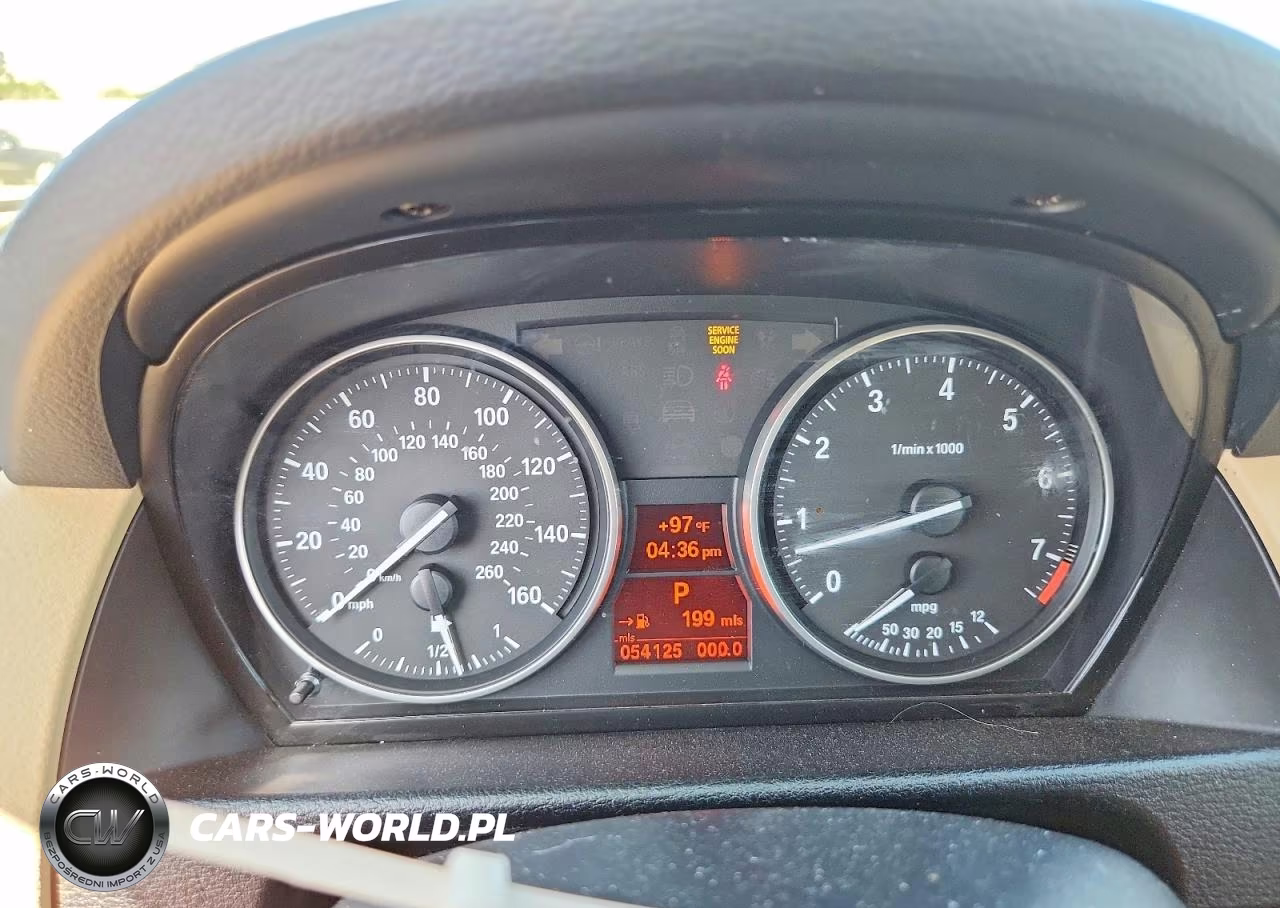 2014 BMW X1 xDrive28I VIN:WBAVL1C50EVY24419 - 9