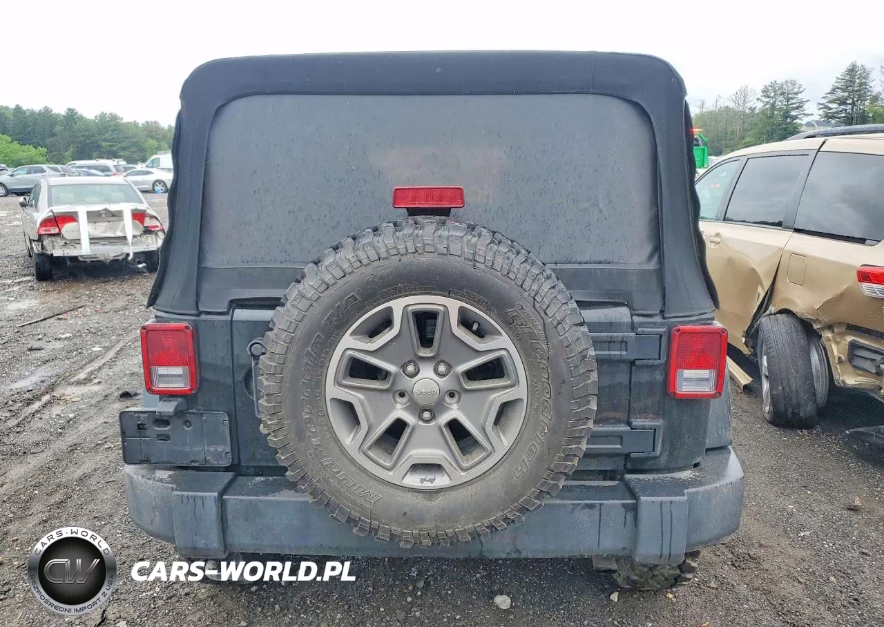 2014 Jeep Wrangler Unlimited Rubicon VIN:1C4HJWFG4EL322976 - 6
