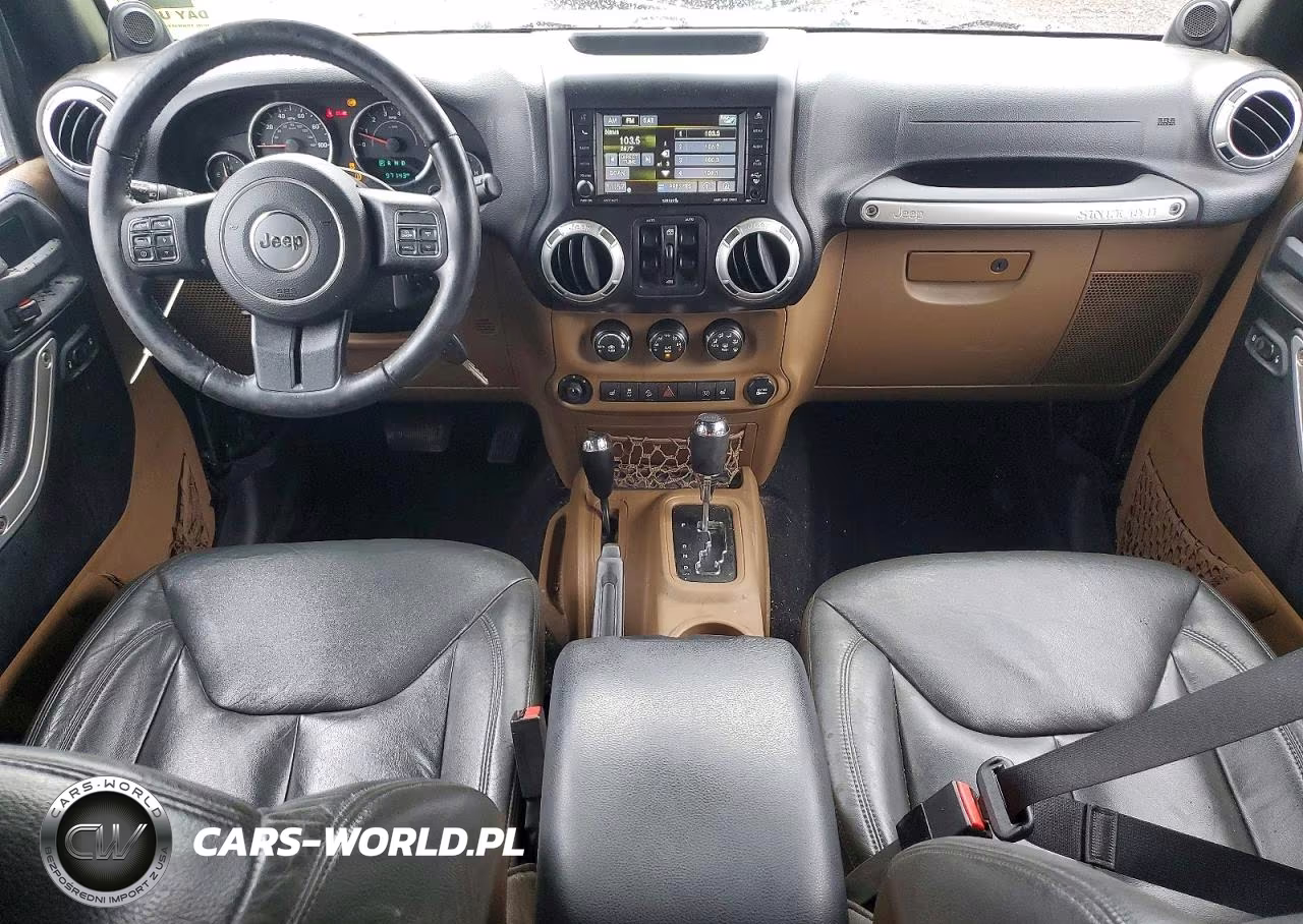 2014 Jeep Wrangler Unlimited Rubicon VIN:1C4HJWFG4EL322976 - 8