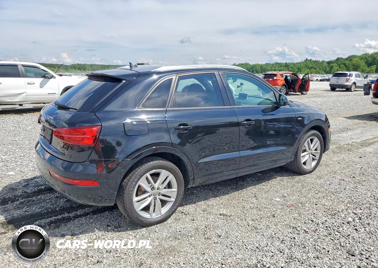 2018 Audi Q3 Premium VIN:WA1ECCFS7JR018364 - 3