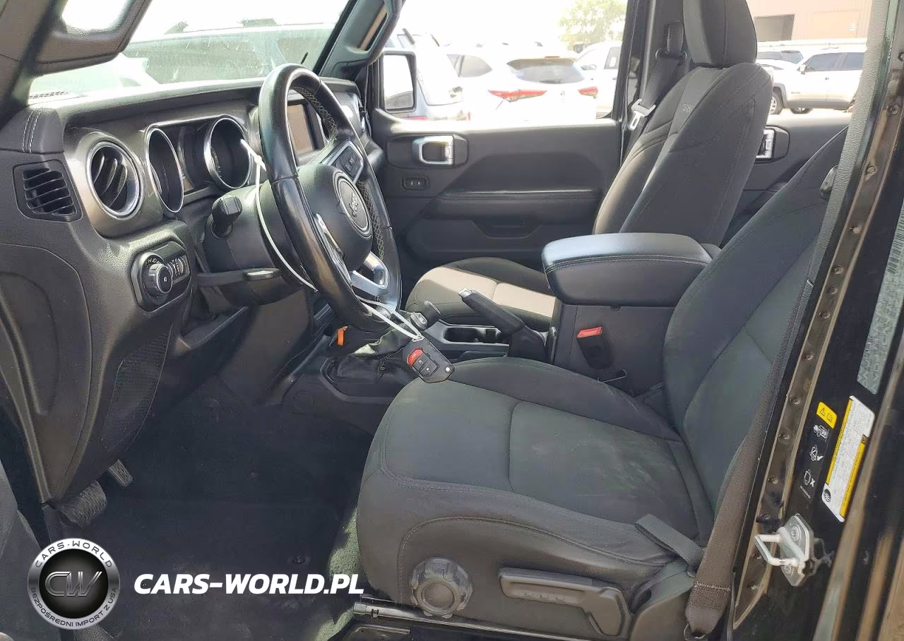 2020 Jeep Wrangler Unlimited Sahara VIN:1C4HJXEN8LW230190 - 7