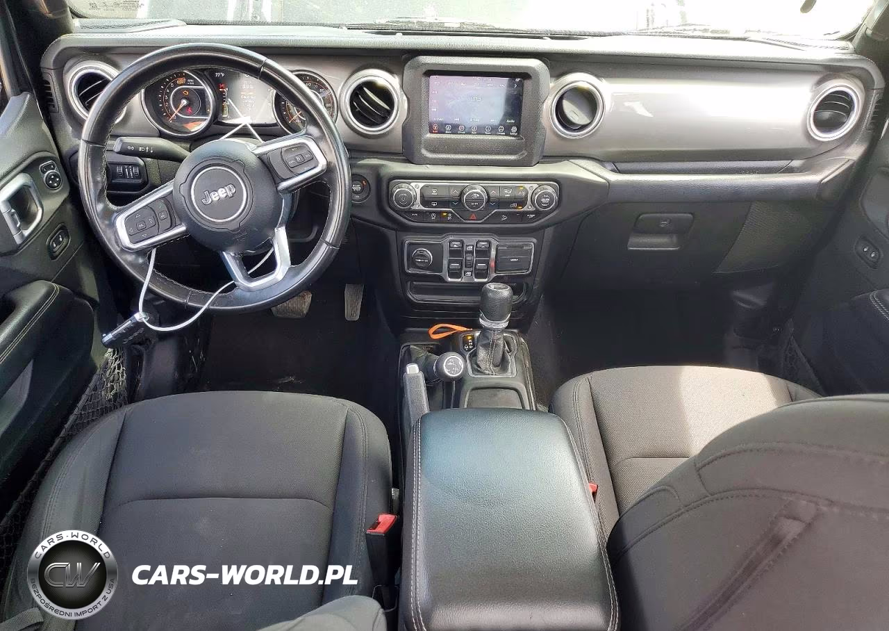 2020 Jeep Wrangler Unlimited Sahara VIN:1C4HJXEN8LW230190 - 8