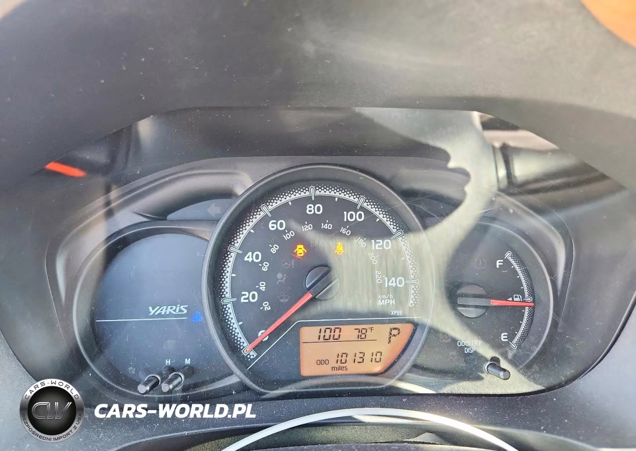 2015 Toyota Yaris 5-Door L VIN:VNKKTUD34FA044816 - 9
