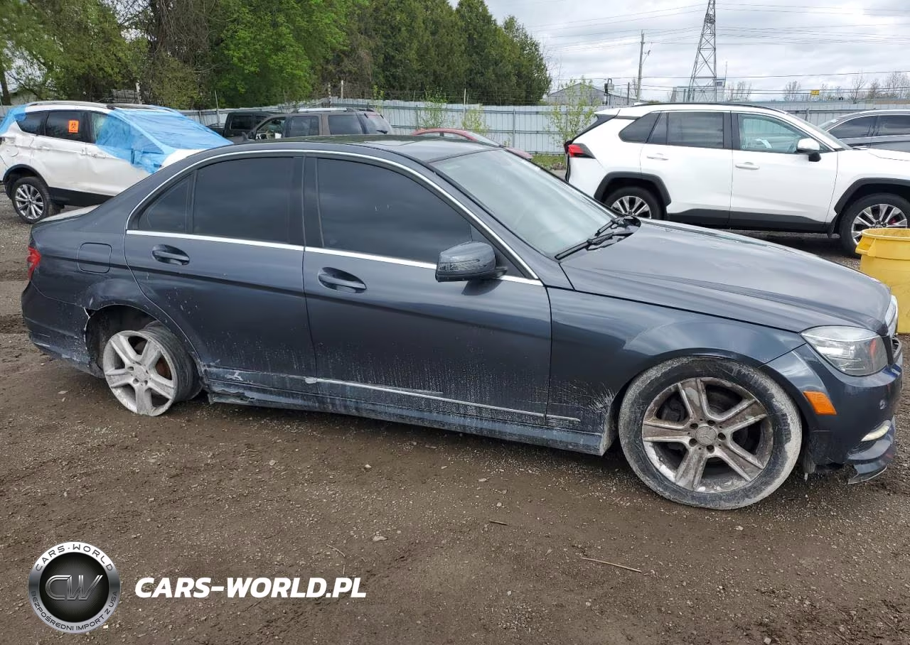 2011 Mercedes-Benz C 300 VIN:WDDGF5EB6BR181100 - 4