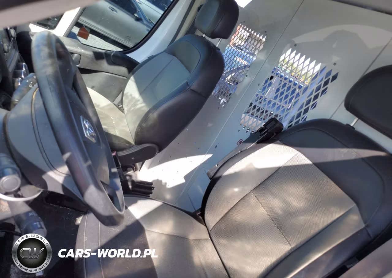 2018 Ram Promaster 2500 2500 High VIN:3C6TRVDG3JE112024 - 7