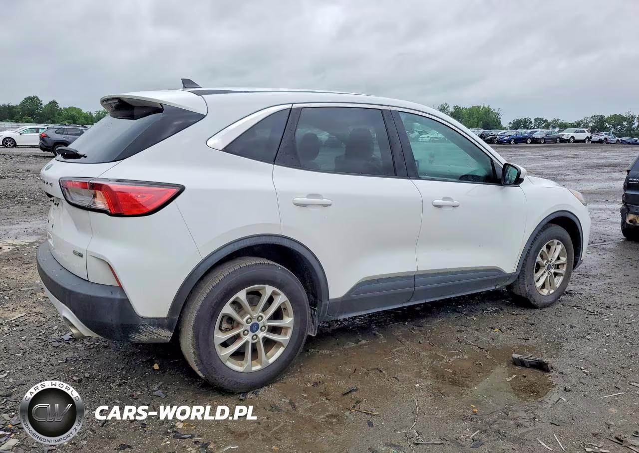 2020 Ford Escape Se VIN:1FMCU9G61LUB28904 - 3