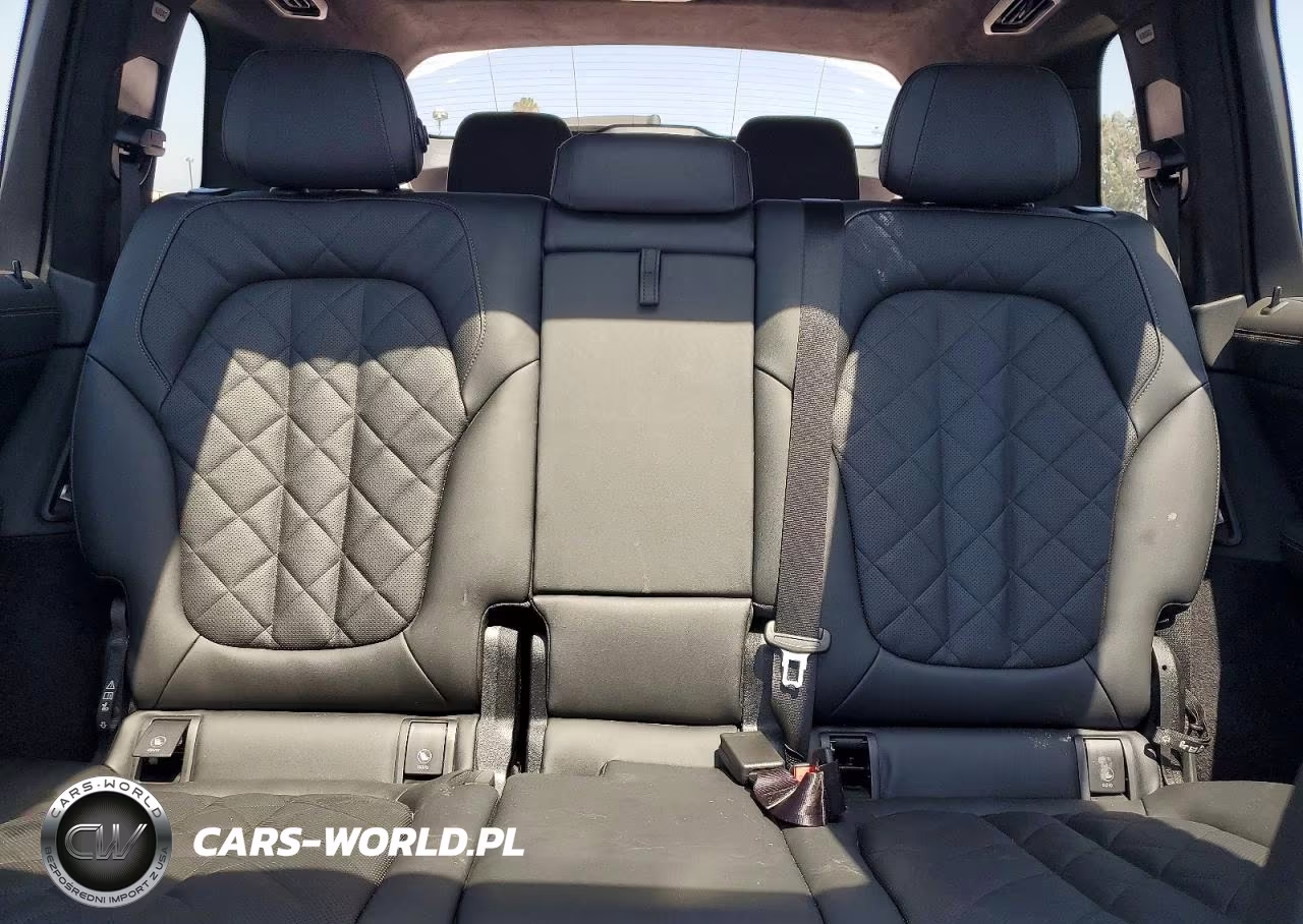 2025 BMW X7 xDrive40I VIN:5UX23EM01S9Z34687 - 10