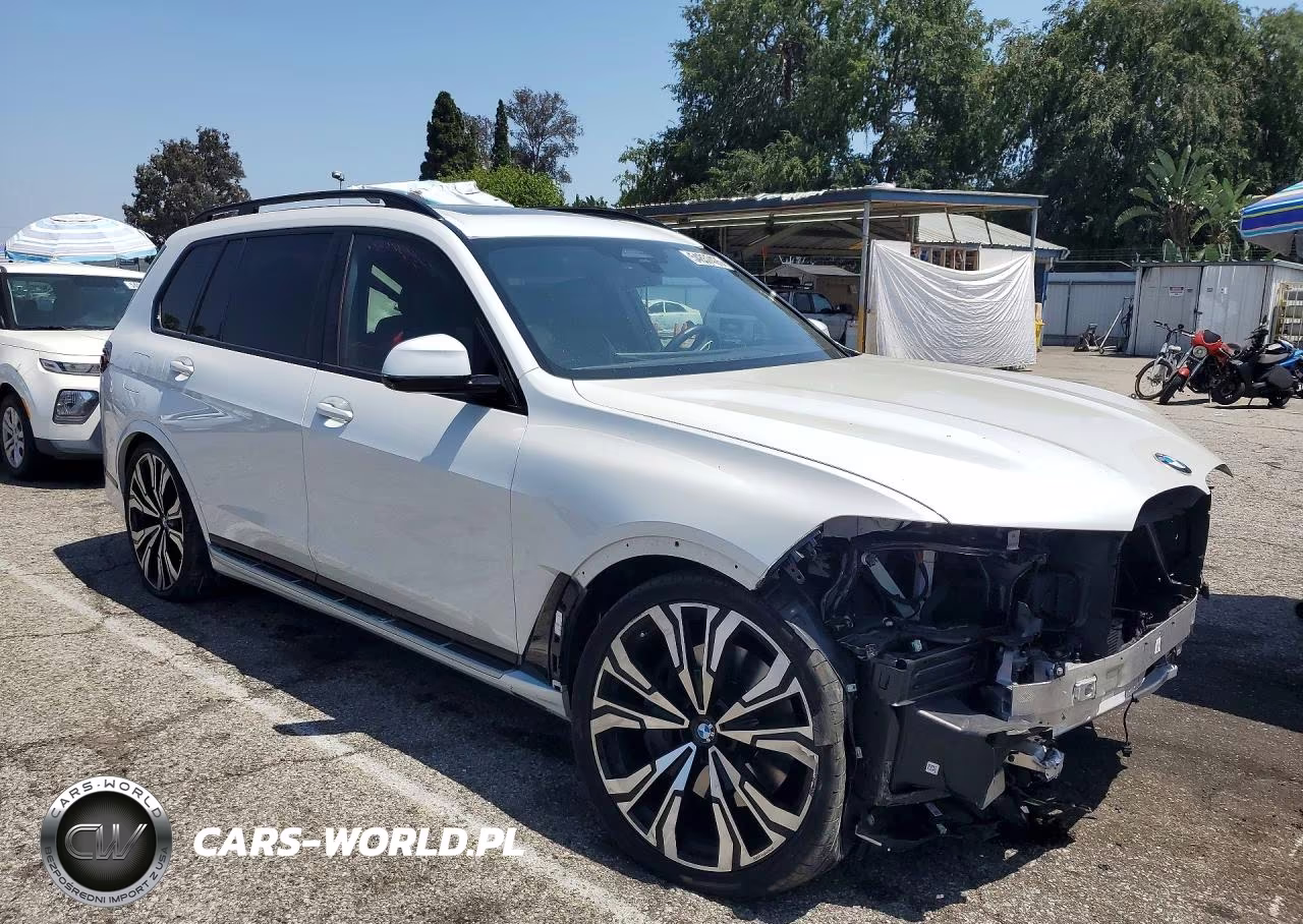 2025 BMW X7 xDrive40I VIN:5UX23EM01S9Z34687 - 4