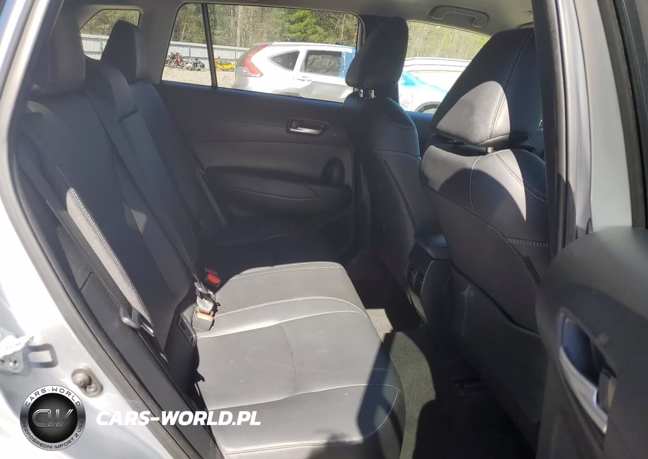 2023 Toyota Corolla Cross Xle VIN:7MUEAABG2PV068638 - 11