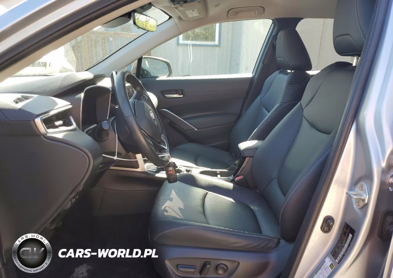 2023 Toyota Corolla Cross Xle VIN:7MUEAABG2PV068638 - 7