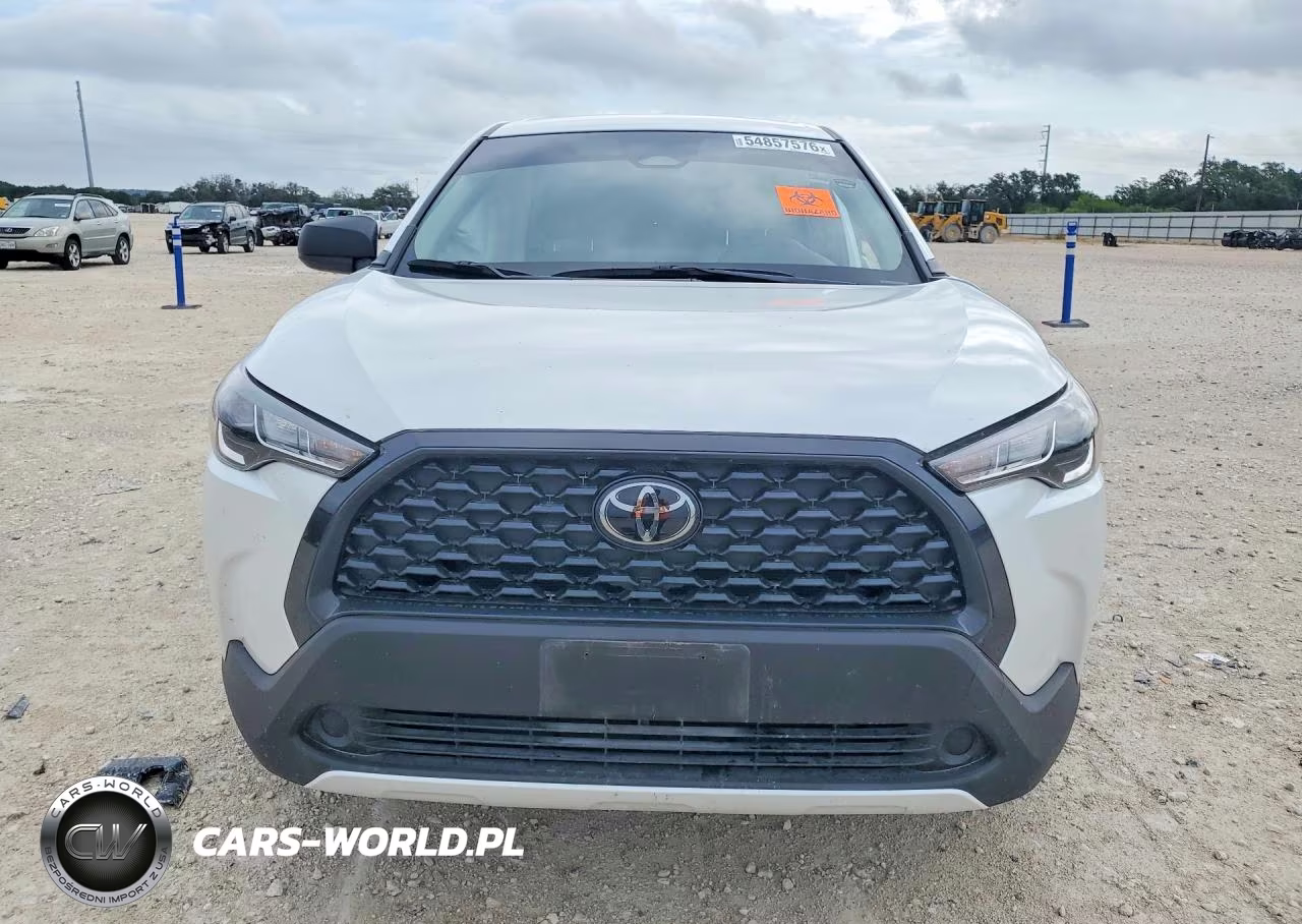 2025 Toyota Corolla Cross L VIN:7MUAAAAG0SV140932 - 5