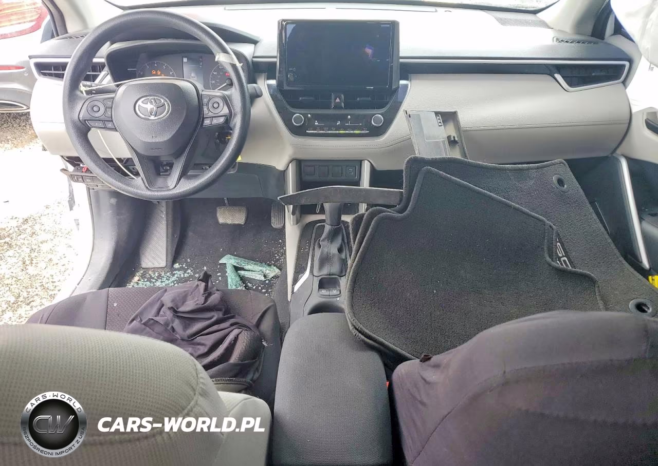 2025 Toyota Corolla Cross L VIN:7MUAAAAG0SV140932 - 8