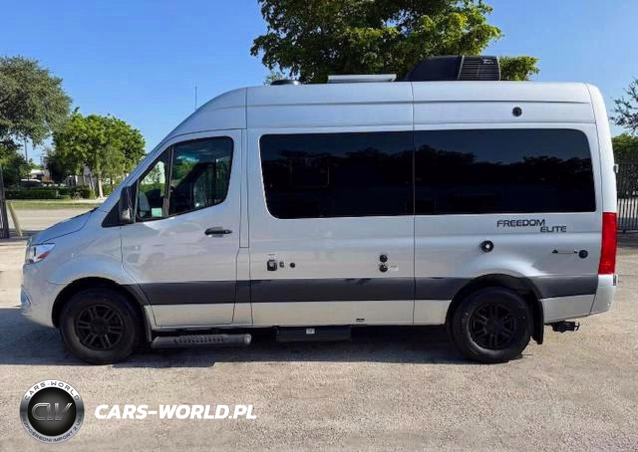2022 Mercedes-Benz Sprinter 2500 VIN:W1X4EBHY0NP484324 - 12