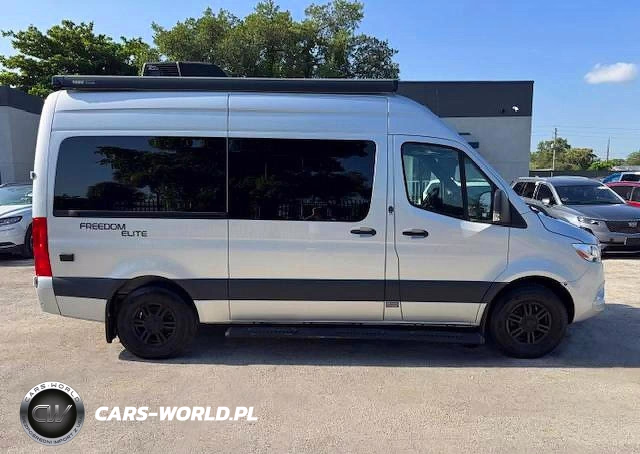 2022 Mercedes-Benz Sprinter 2500 VIN:W1X4EBHY0NP484324 - 13