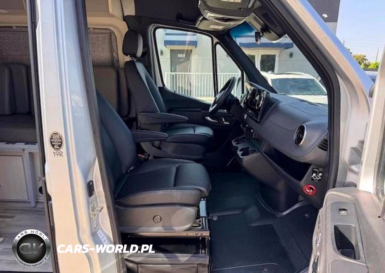 2022 Mercedes-Benz Sprinter 2500 VIN:W1X4EBHY0NP484324 - 7