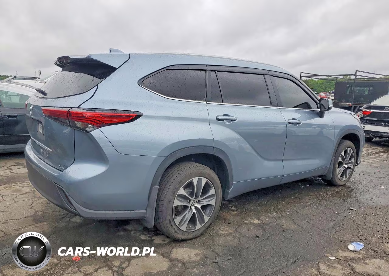 2023 Toyota Highlander Xle VIN:5TDKDRAH0PS026854 - 3