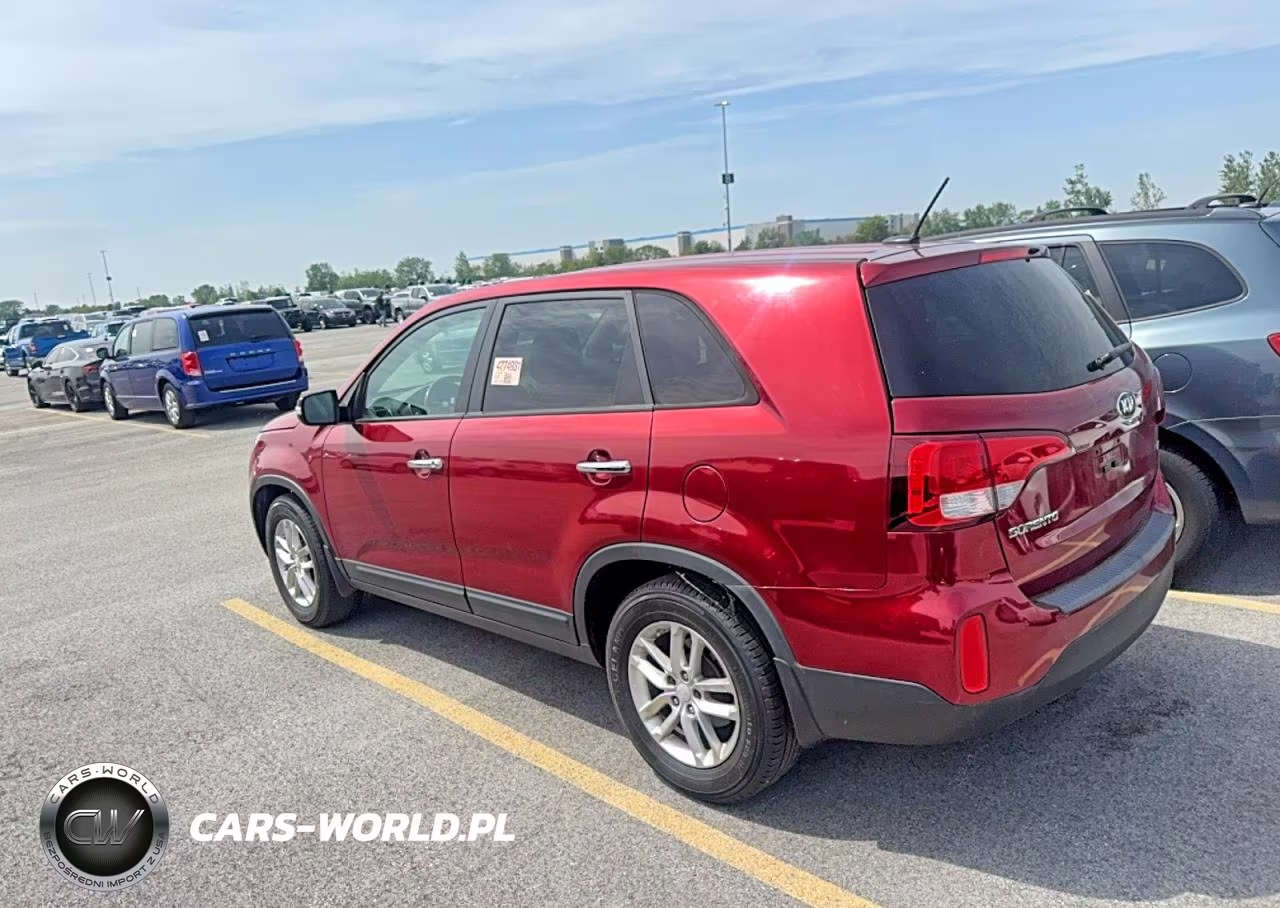 2014 Kia Sorento Lx VIN:5XYKT3A68EG514040 - 3