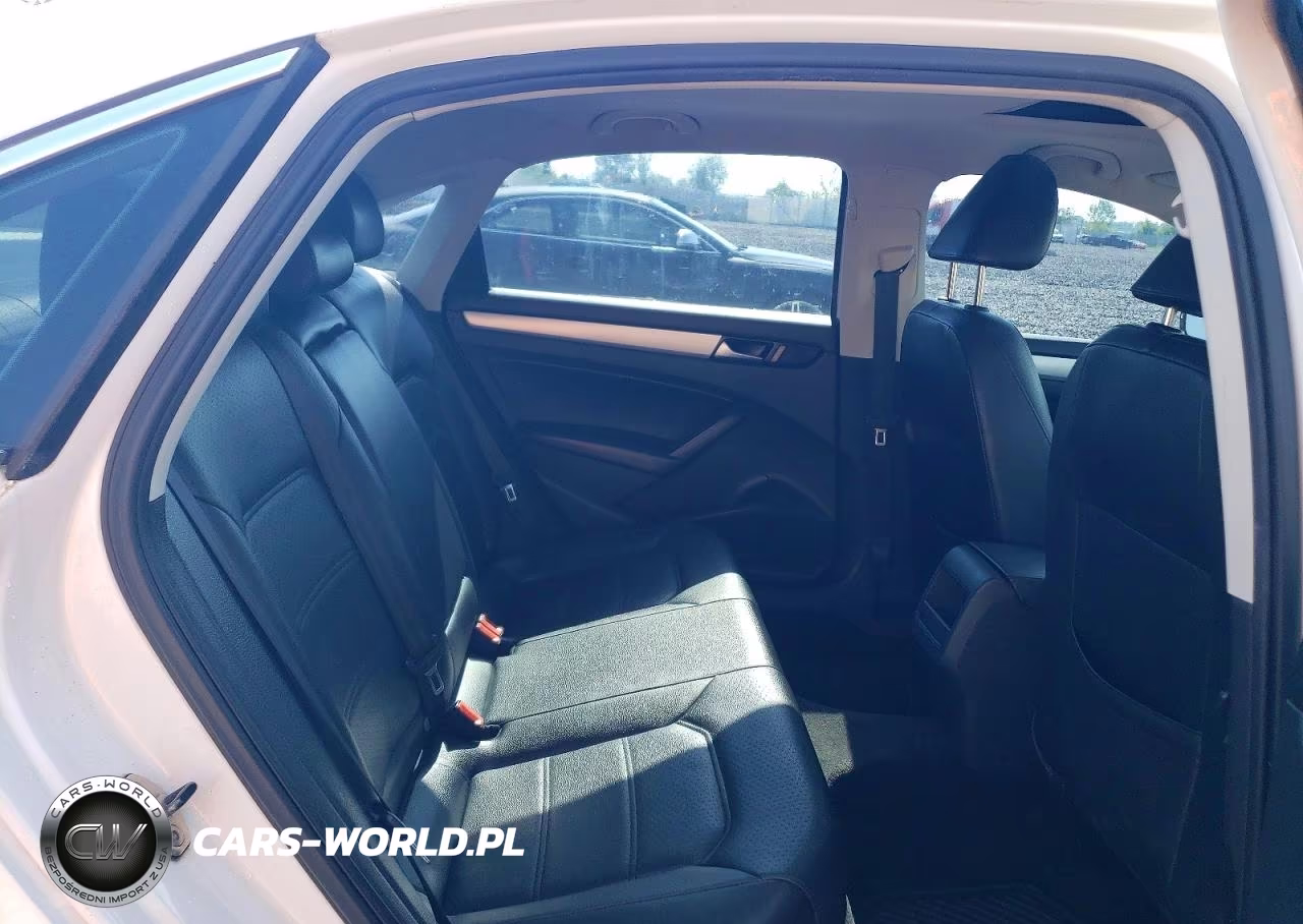 2012 Volkswagen Passat Se VIN:1VWBP7A37CC079687 - 10
