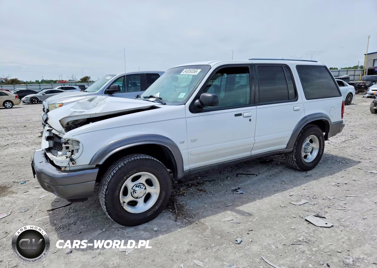 2000 Ford Explorer Xlt